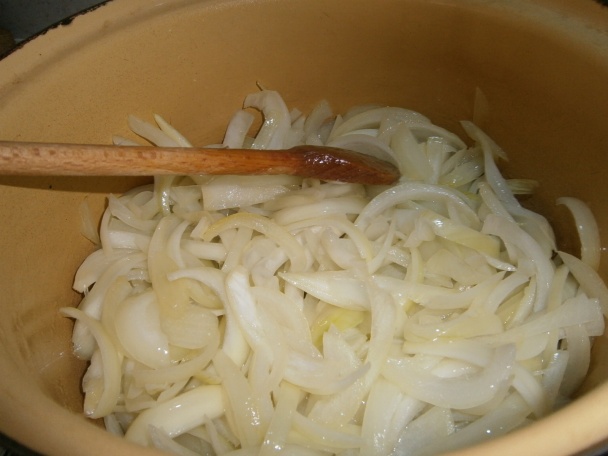 Kuracia pečienka na cibuli so zemiakovou kašou (fotorecept) - obrázok 3