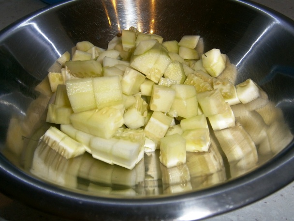 Uhorkový šalát so šalátovou Lučinou (fotopostup) - obrázok 2