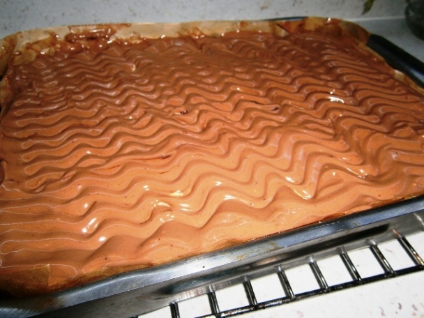 Koláč z jedného vajíčka s pudingovo-tvarohovou plnkou (fotorecept) - obrázok 4