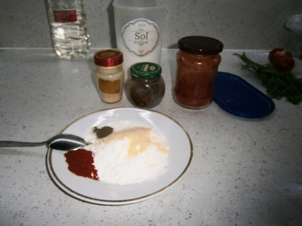 Kapor a baklažán s opečenými zemiakmi a miešaným šalátom (fotorecept) - obrázok 1