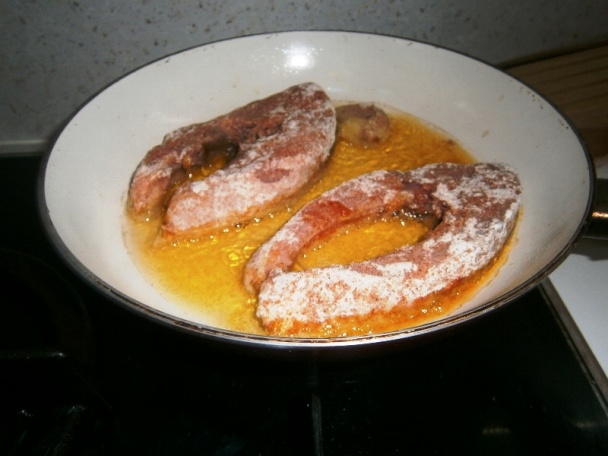 Kapor a baklažán s opečenými zemiakmi a miešaným šalátom (fotorecept) - obrázok 4