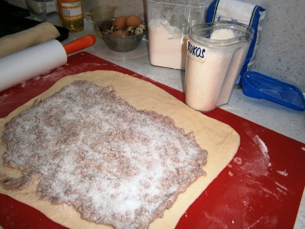 Závin s pudingovo-kososovo-jogurtovou plnkou (fotorecept) - obrázok 10