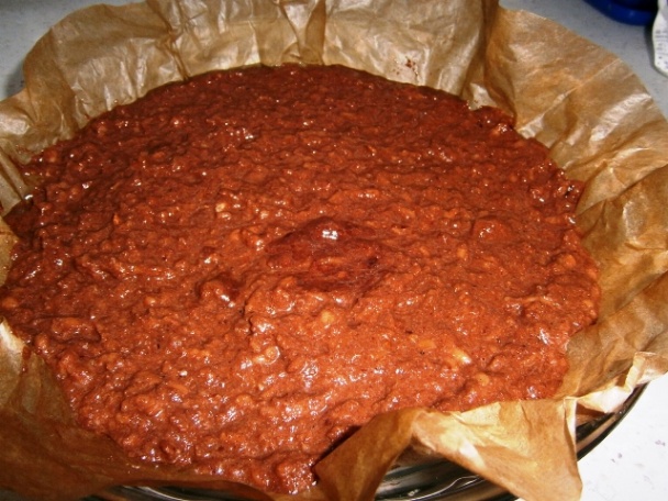 Jablkový koláč s lieskovými orieškami a so škoricou (fototrecept) - obrázok 7