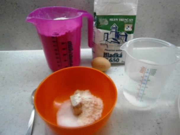 Hamburgerové žemle a hamburgre z hovädzieho mäsa (fotorecept) - obrázok 1