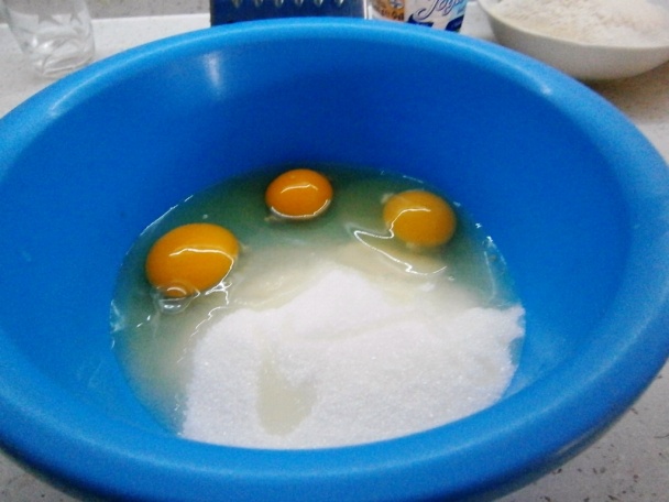 Koláč s pomarančovou príchuťou s chia semienkami (fotorecept) - obrázok 2