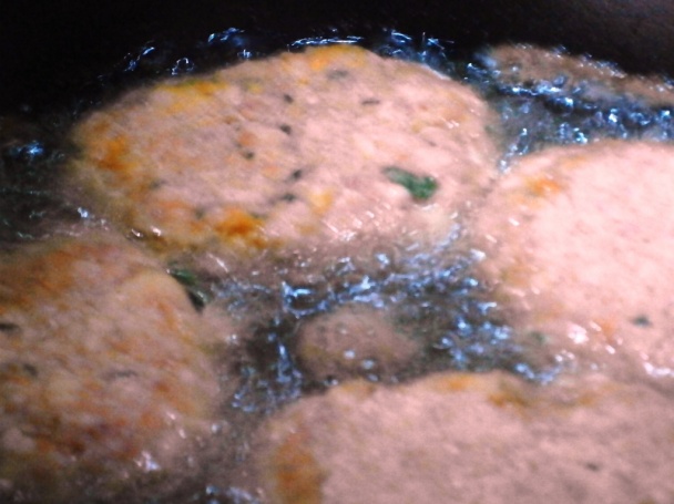 Vyprážaný mletý rezeň so syrom, mrkvou a smotanou (fotorecept) - obrázok 6