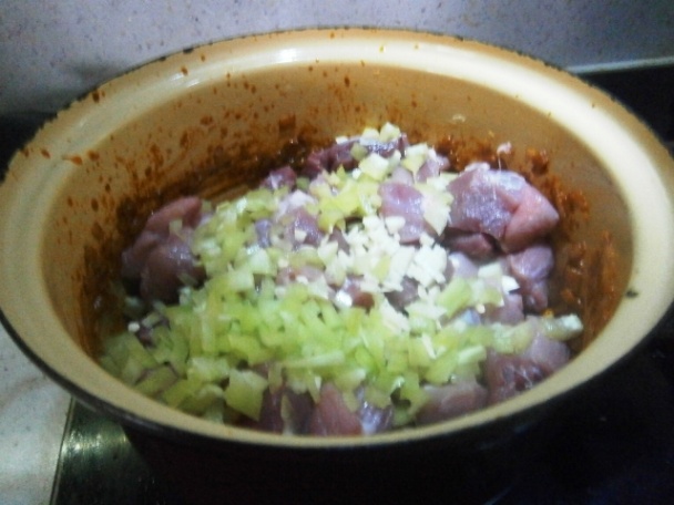 Bravčový perkelt so sušenými paradajkami (fotorecept) - obrázok 7