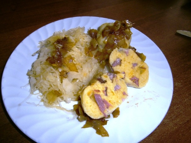 Zemiakové guľky plnené údeným mäsom s kyslou kapustou (fotorecept) - obrázok 7