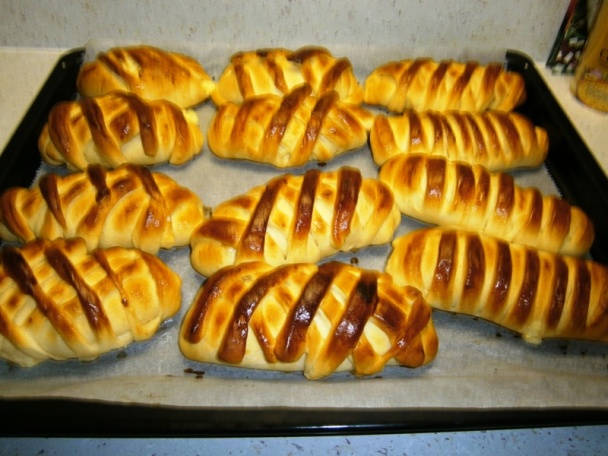 Kysnuté koláče s tvarohovo-pudingovo-banánovou plnkou (fotorecept) - obrázok 11