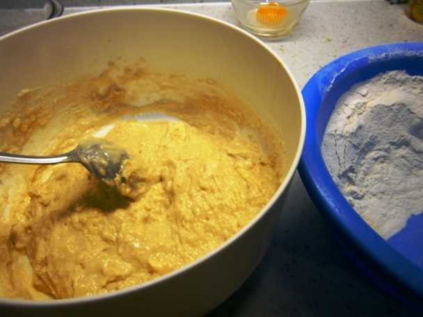 Kysnuté koláče s tvarohovo-pudingovo-banánovou plnkou (fotorecept) - obrázok 4