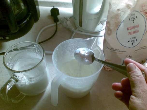 Jahodová pena - obrázok 3