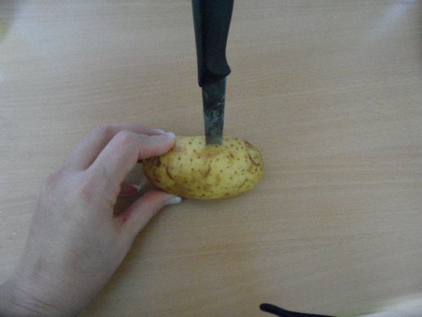 Pečené zemiaky s tuniakom a kukuricou (fotorecept) - obrázok 2