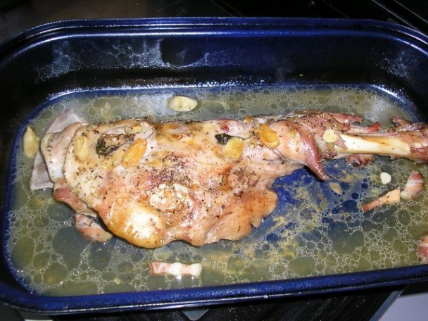 Jednoduché pečené jahňacie stehno (fotorecept) - obrázok 6