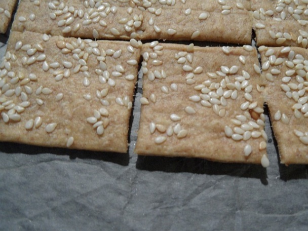 Slané špaldové krekry so sézamom podľa Hanky Zemanovej (fotorecept) - obrázok 8