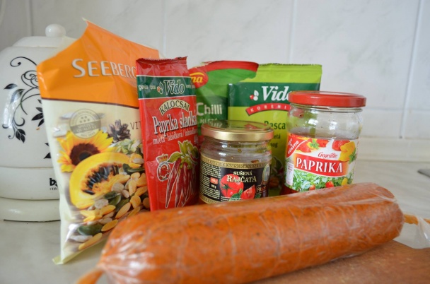 Jednohubky s raw pochúťkou - obrázok 1