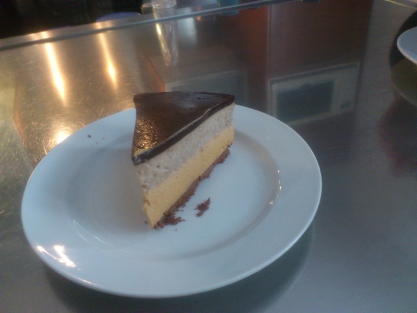 Tortička s banánovou a karamelovou penou - obrázok 4