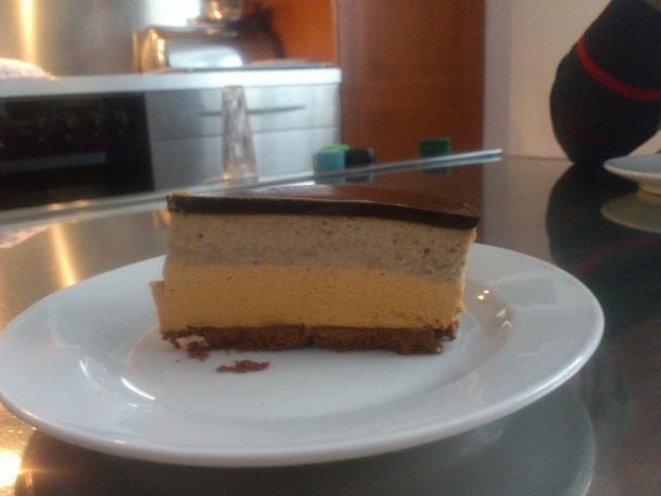 Tortička s banánovou a karamelovou penou - obrázok 2