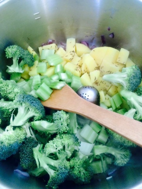 Zeleninová polievka s krupicovými knedličkami (fotorecept) - obrázok 1