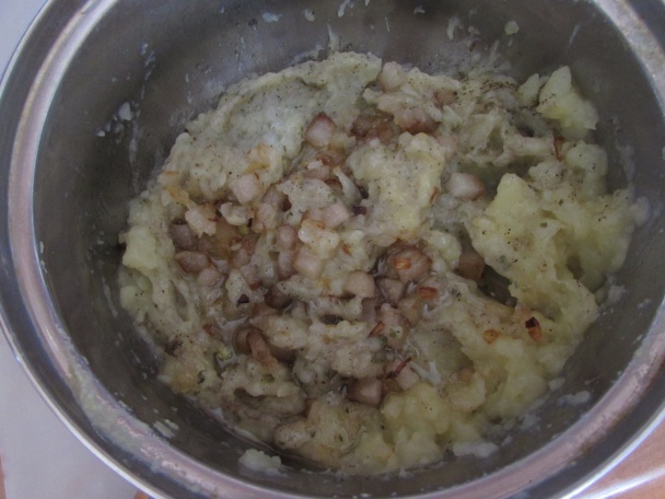 Pagáče plnené zemiakovou kašou (fotorecept) - obrázok 5