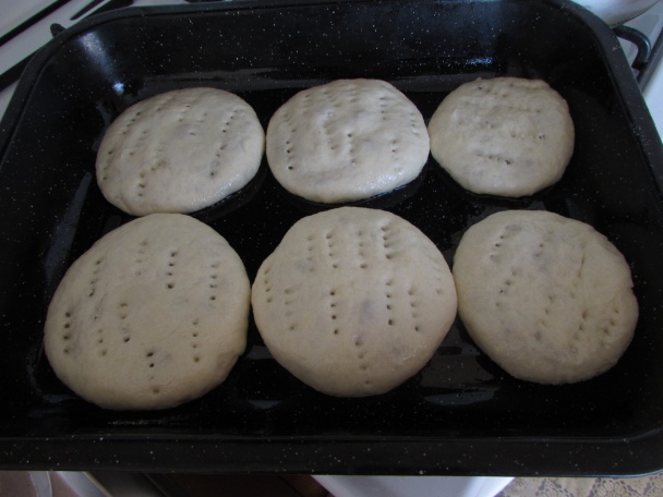 Pagáče plnené zemiakovou kašou (fotorecept) - obrázok 10