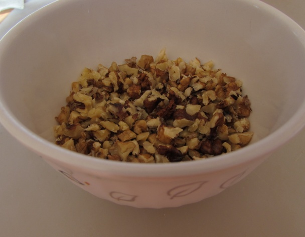 Jablkový koláč s posekanými orechami (fotorecept) - obrázok 1