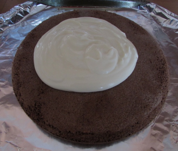 Vanilkovo-kakaové rezy so šľahačkou (fotorecept) - obrázok 4