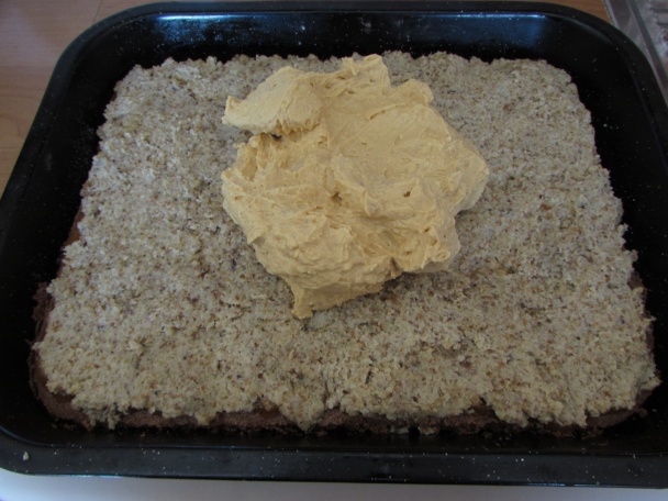 Orechovo-karamelový zákusok (fotorecept) - obrázok 10