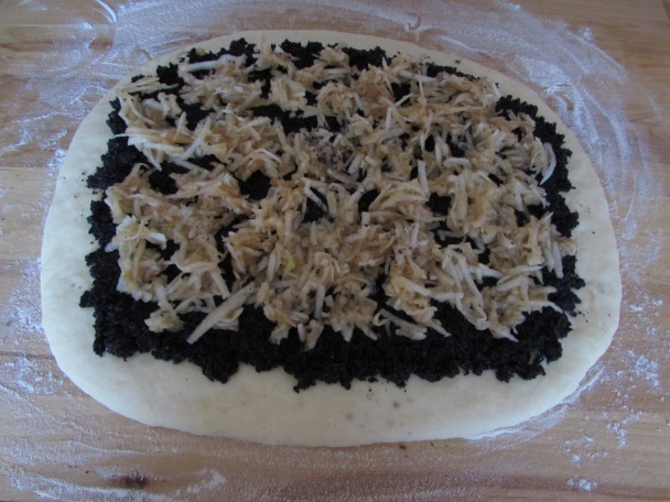 Makový závin s jablkami - obrázok 5