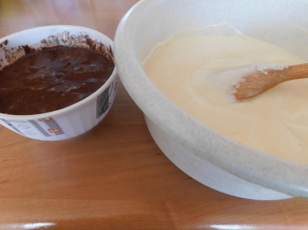 Mramorovaná bábovka s čokoládovou polevou (fotorecept) - obrázok 2