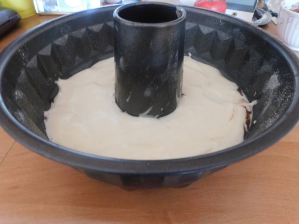 Mramorovaná bábovka s čokoládovou polevou (fotorecept) - obrázok 4