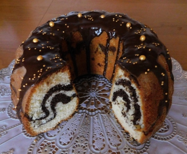 Mramorovaná bábovka s čokoládovou polevou (fotorecept) - obrázok 11