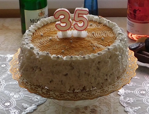 Karamelová torta k narodeninám (fotorecept) - obrázok 13