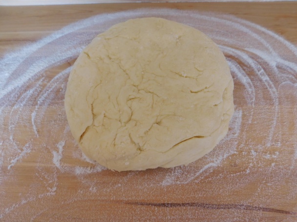 Smotanovo-tvarohové rolky a rožky (fotorecept) - obrázok 2