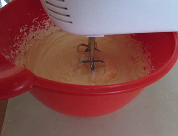 Šatôčky plnené vanilkovým krémom (fotorecept) - obrázok 10