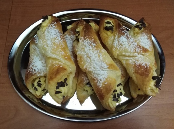 Šatôčky plnené vanilkovým krémom (fotorecept) - obrázok 12