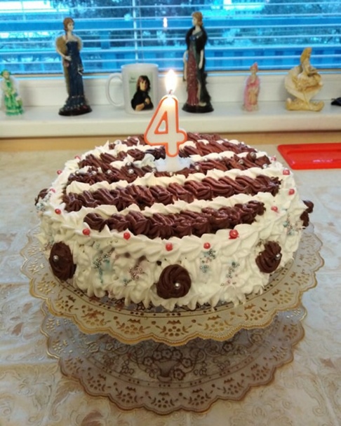 Torta s čokoládovou plnkou k narodeninám (fotorecept) - obrázok 8