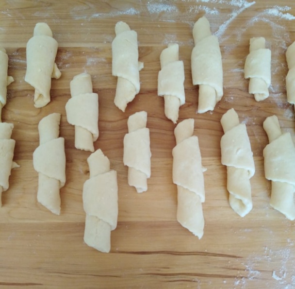 Rožky z tvarohového cesta (fotorecept) - obrázok 10