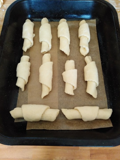 Rožky z tvarohového cesta (fotorecept) - obrázok 11