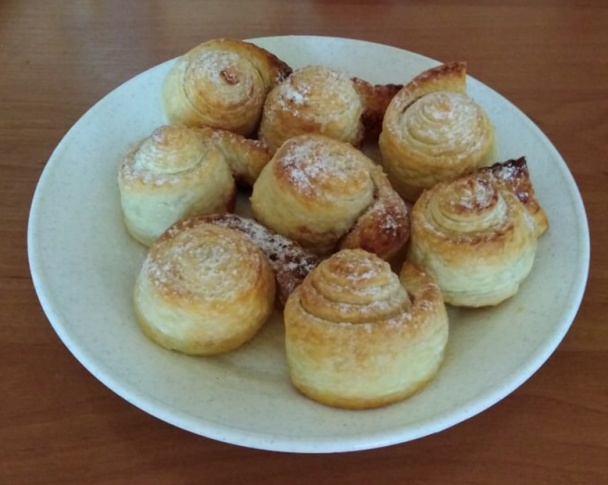 Škoricové zvitky z lístkového cesta (fotorecept) - obrázok 7