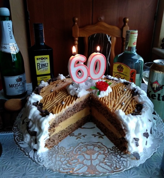 Torta k 60. narodeninám (fotorecept) - obrázok 8