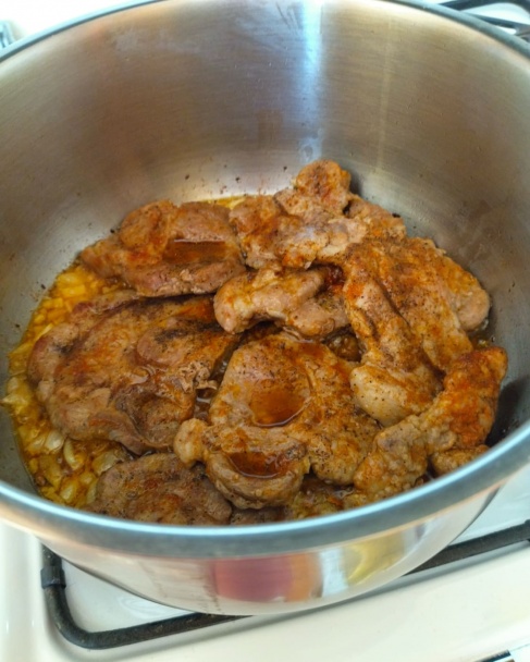 Bravčová krkovička so zeleninou na kyslej smotane (fotorecept) - obrázok 5