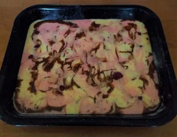 Trojfarebný pudingový koláč bez múky (fotorecept) - obrázok 5