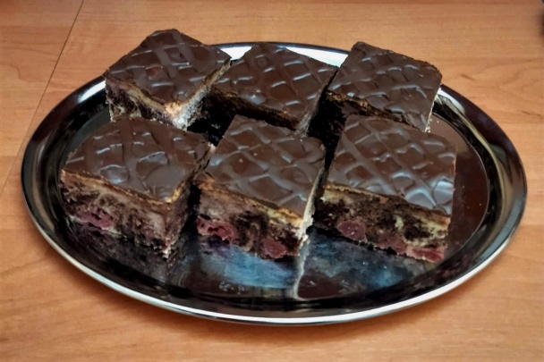 Trojfarebný pudingový koláč bez múky (fotorecept) - obrázok 7