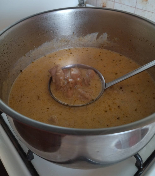 Kuracie stehienka so smotanovou omáčkou (fotorecept) - obrázok 6