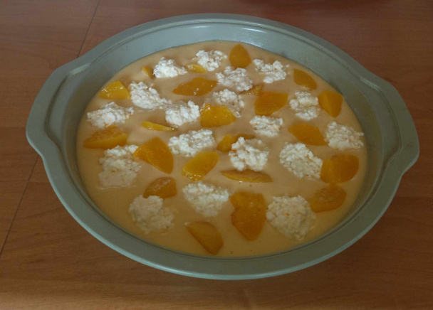 Broskyňovo-tvarohový koláč s orieškami navrchu (fotorecept) - obrázok 5