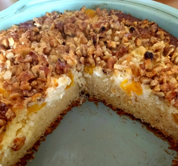 Broskyňovo-tvarohový koláč s orieškami navrchu (fotorecept) - obrázok 10