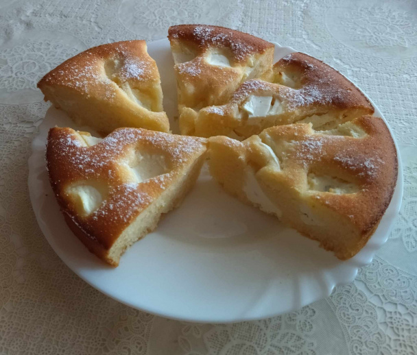 Jednoduchý koláčik s tvarohom - obrázok 3