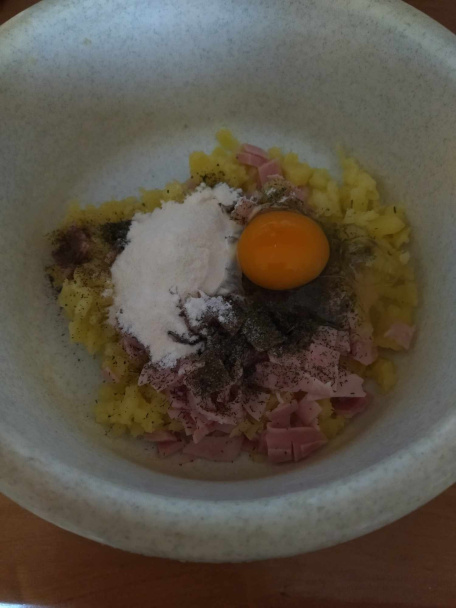 Vyprážané zemiakové placičky (fotorecept) - obrázok 4