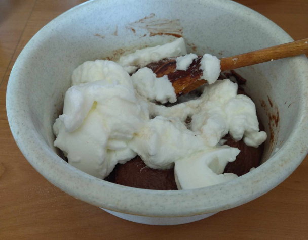 Sacherova torta k narodeninám (fotorecept) - obrázok 4