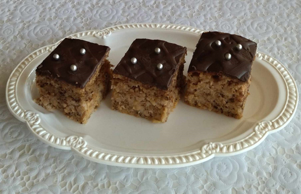 Jablkovo-orechový koláč so skrytou plnkou (fotorecept) - obrázok 10